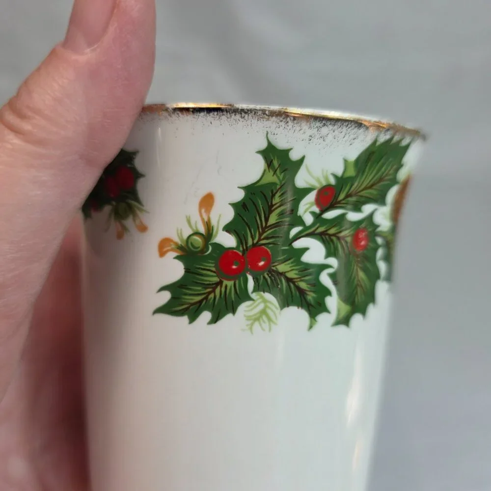 Rosina China Queens Yuletide Scalloped Dinner Plate White with Green & Red Holly